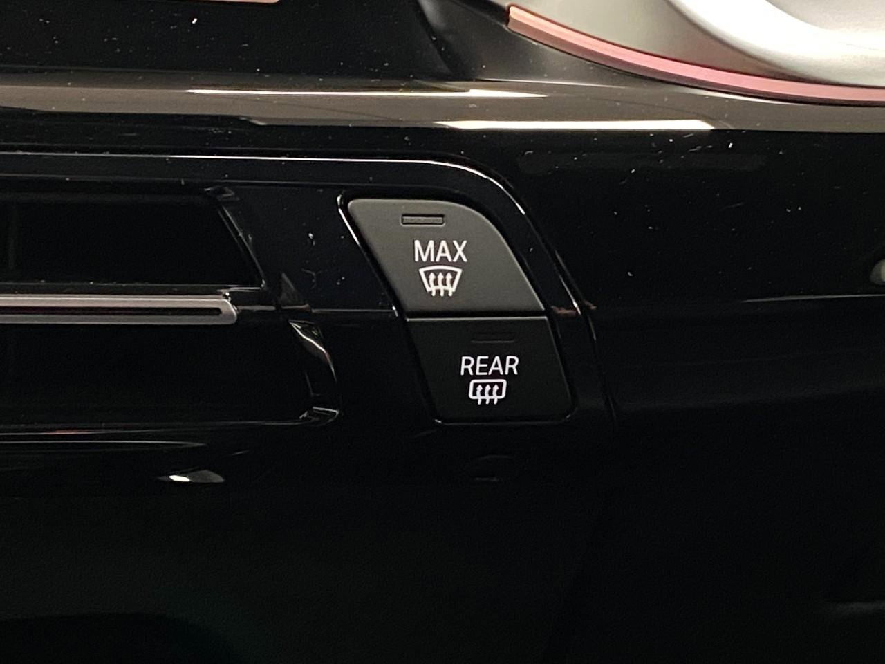 New 2026 BMW X1 xDrive28i AWD/4WD image 24