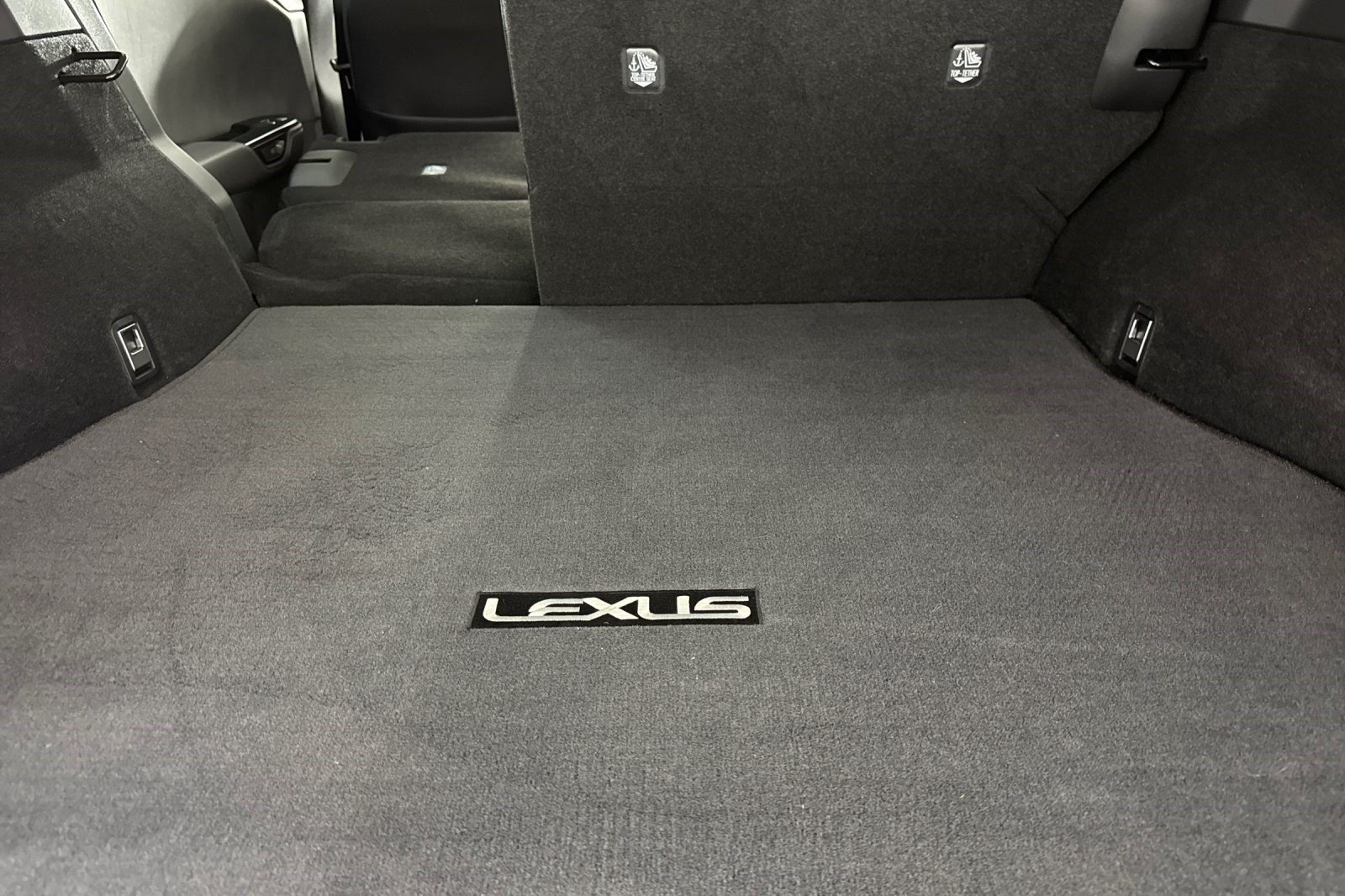Used 2023 Lexus RZ 450e Premium w/ Technology Package AWD/4WD image 26