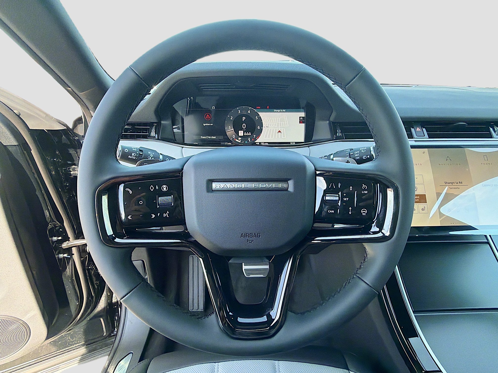 New 2026 Land Rover Range Rover Evoque Dynamic SE image 38