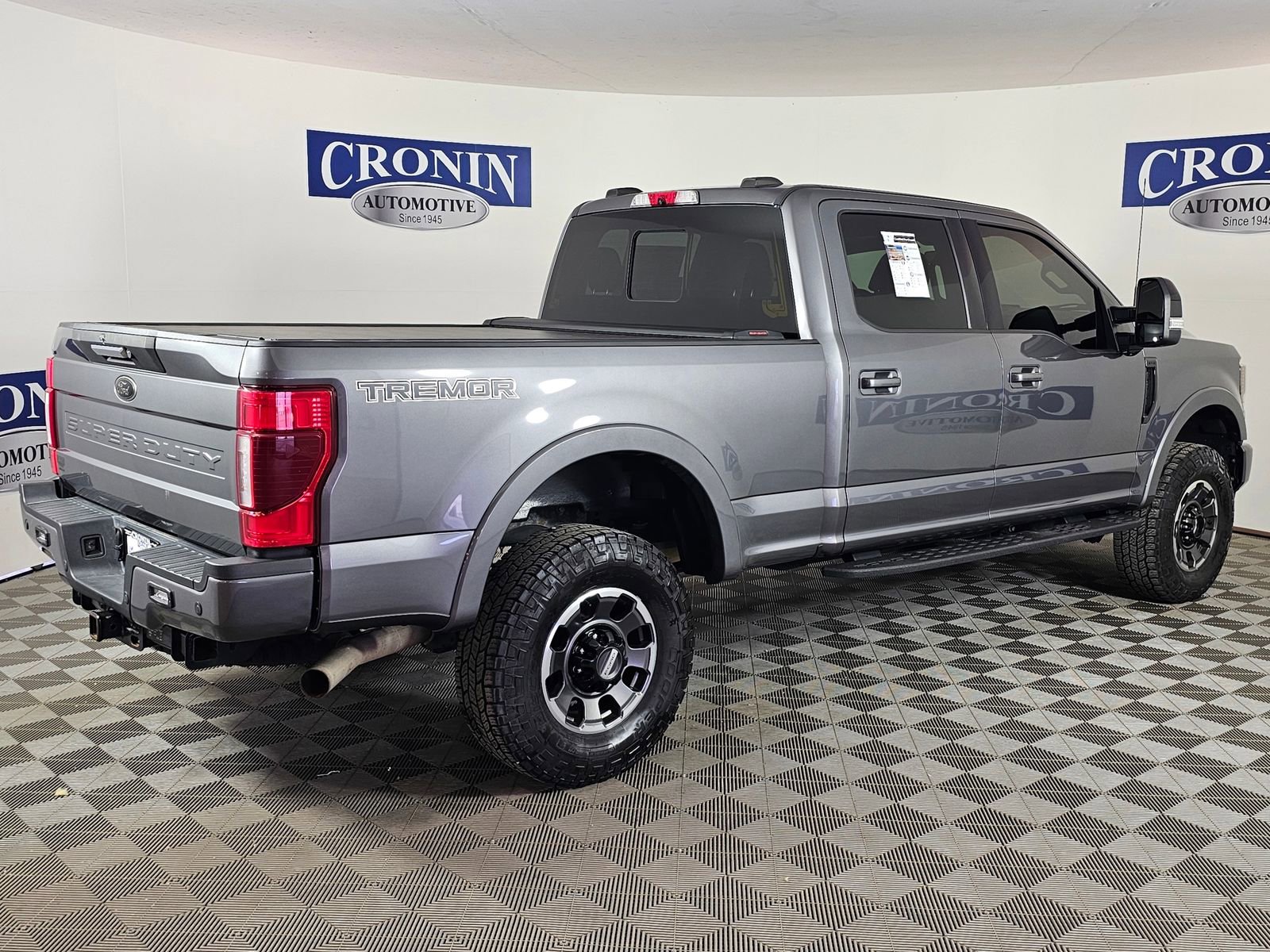 Used 2022 Ford F250 Lariat w/ Tremor Off-Road Package image 5