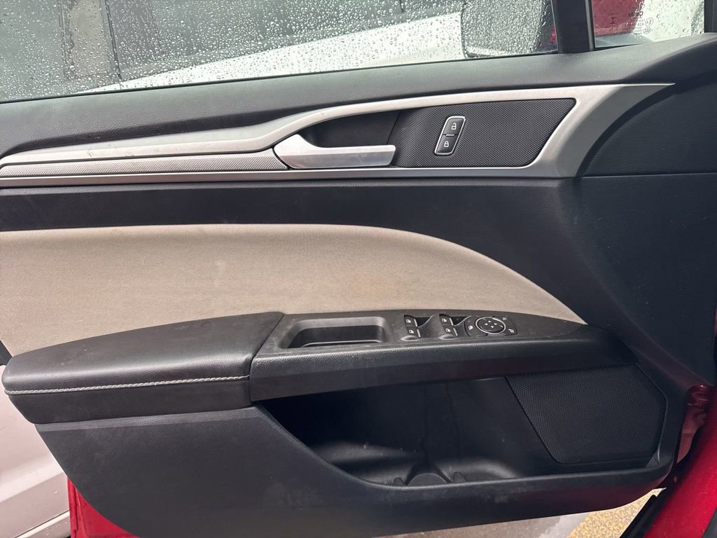 Used 2020 Ford Fusion S image 9