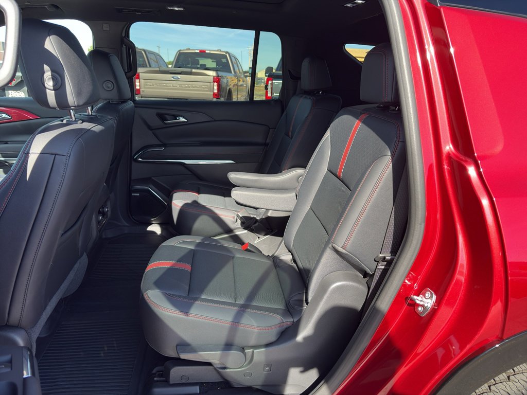 Used 2025 Chevrolet Traverse RS AWD/4WD image 20
