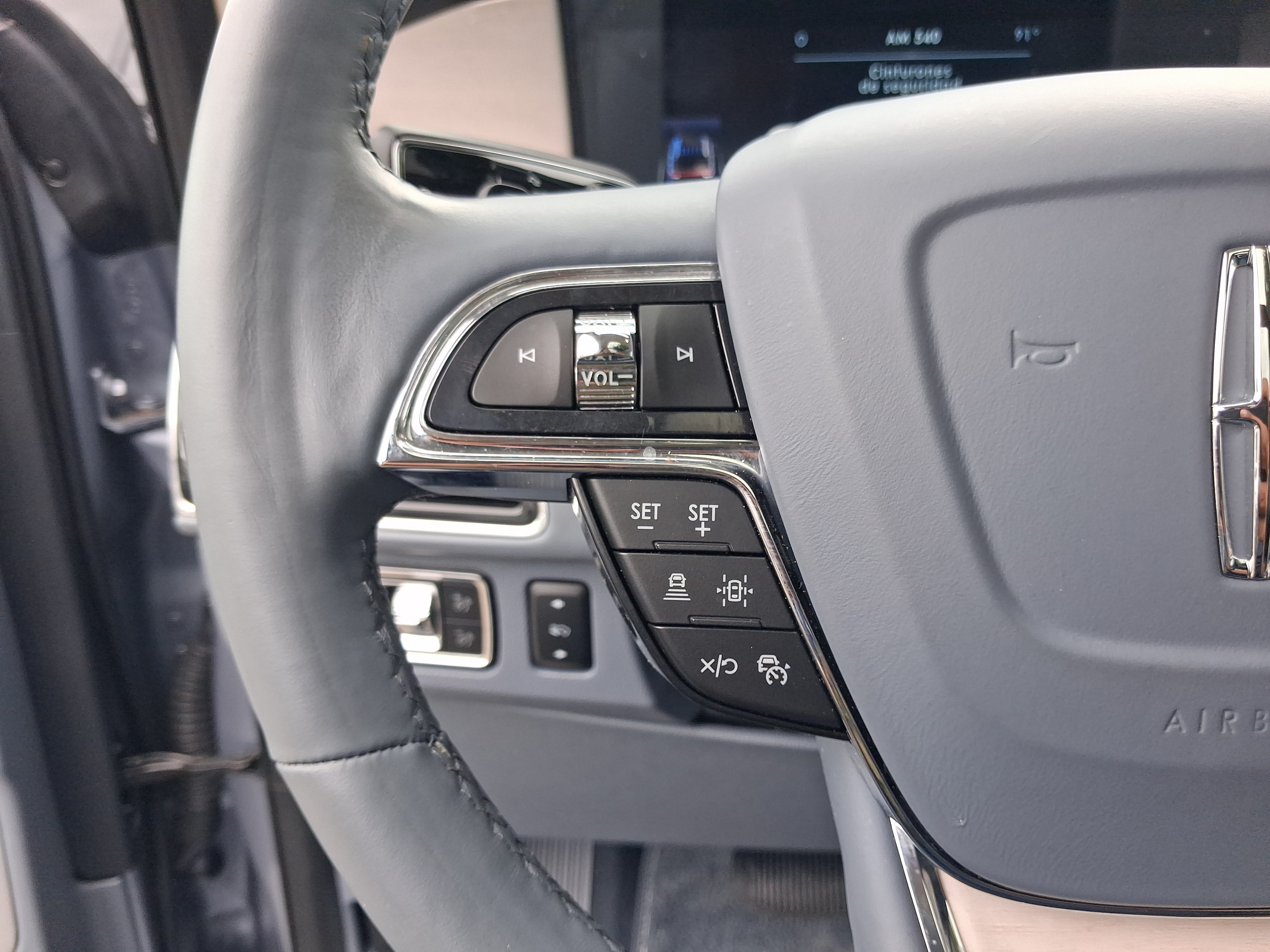 Used 2022 Lincoln Navigator L Black Label AWD/4WD image 16
