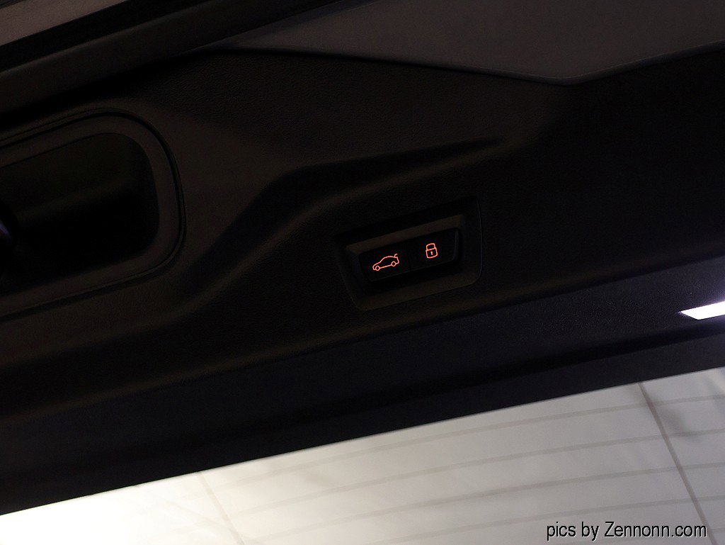 Certified 2024 BMW X5 xDrive50e w/ M Sport Package image 35