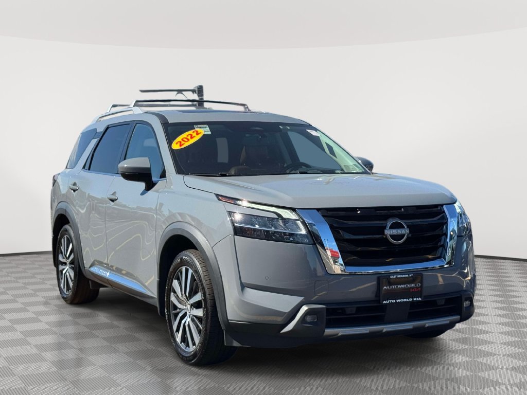 Used 2022 Nissan Pathfinder Platinum w/ Cargo Package AWD/4WD image 3