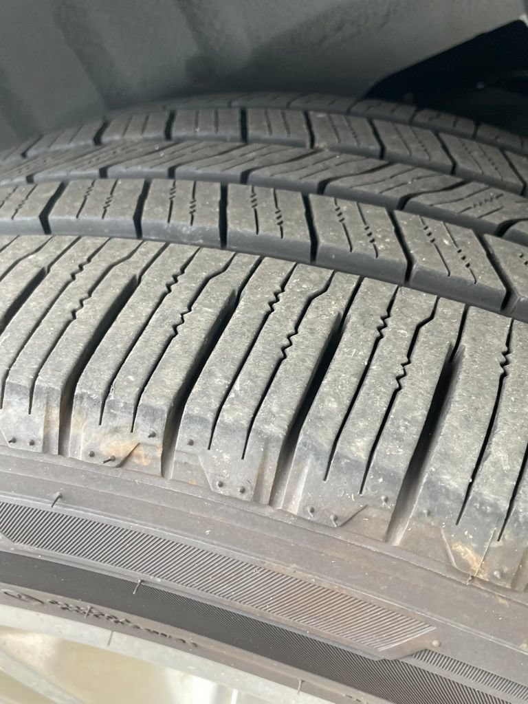 Used 2017 Ford Expedition EL Limited w/ Equipment Group 301A AWD/4WD image 6