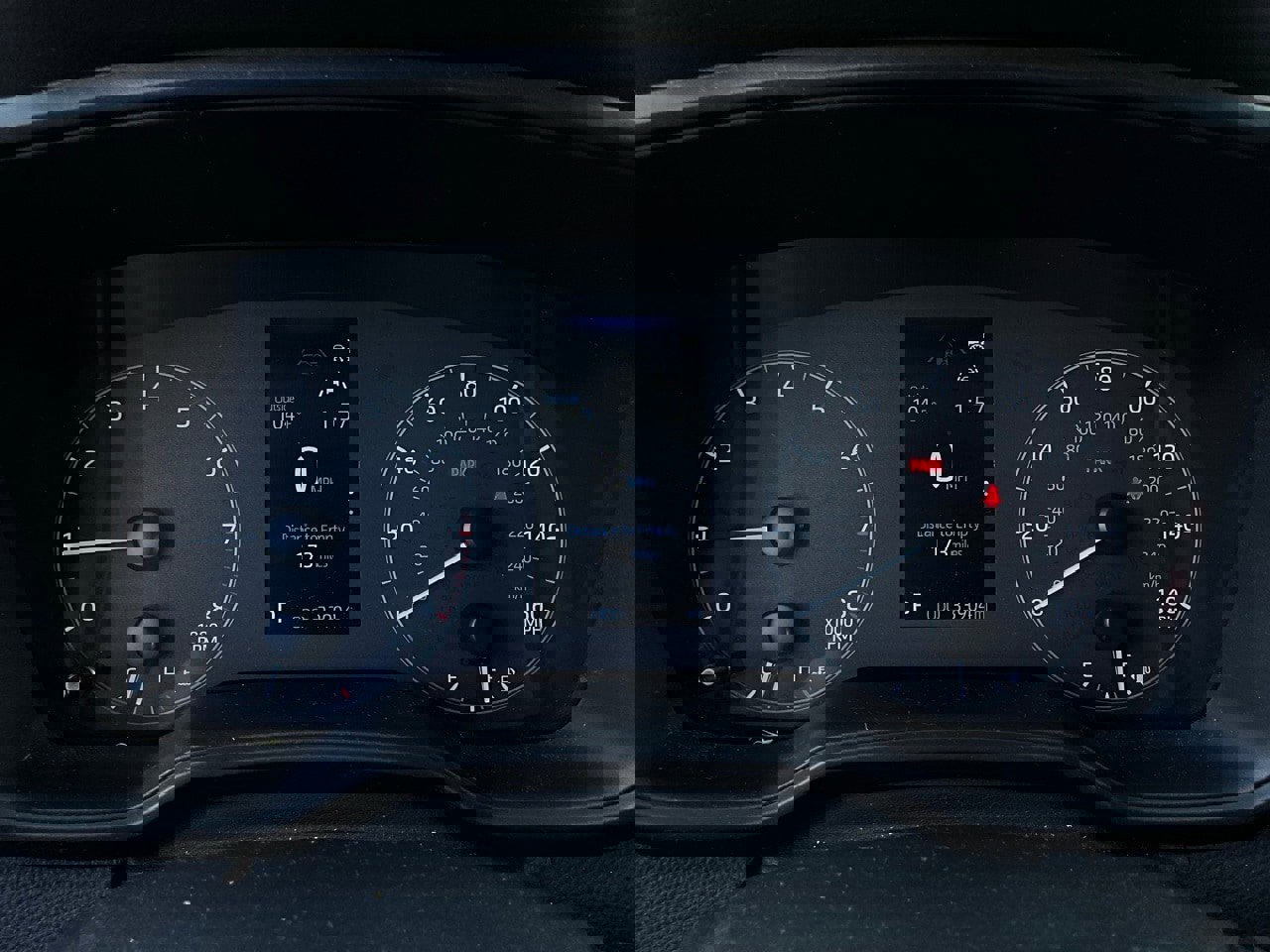 Used 2024 Toyota Corolla LE image 33