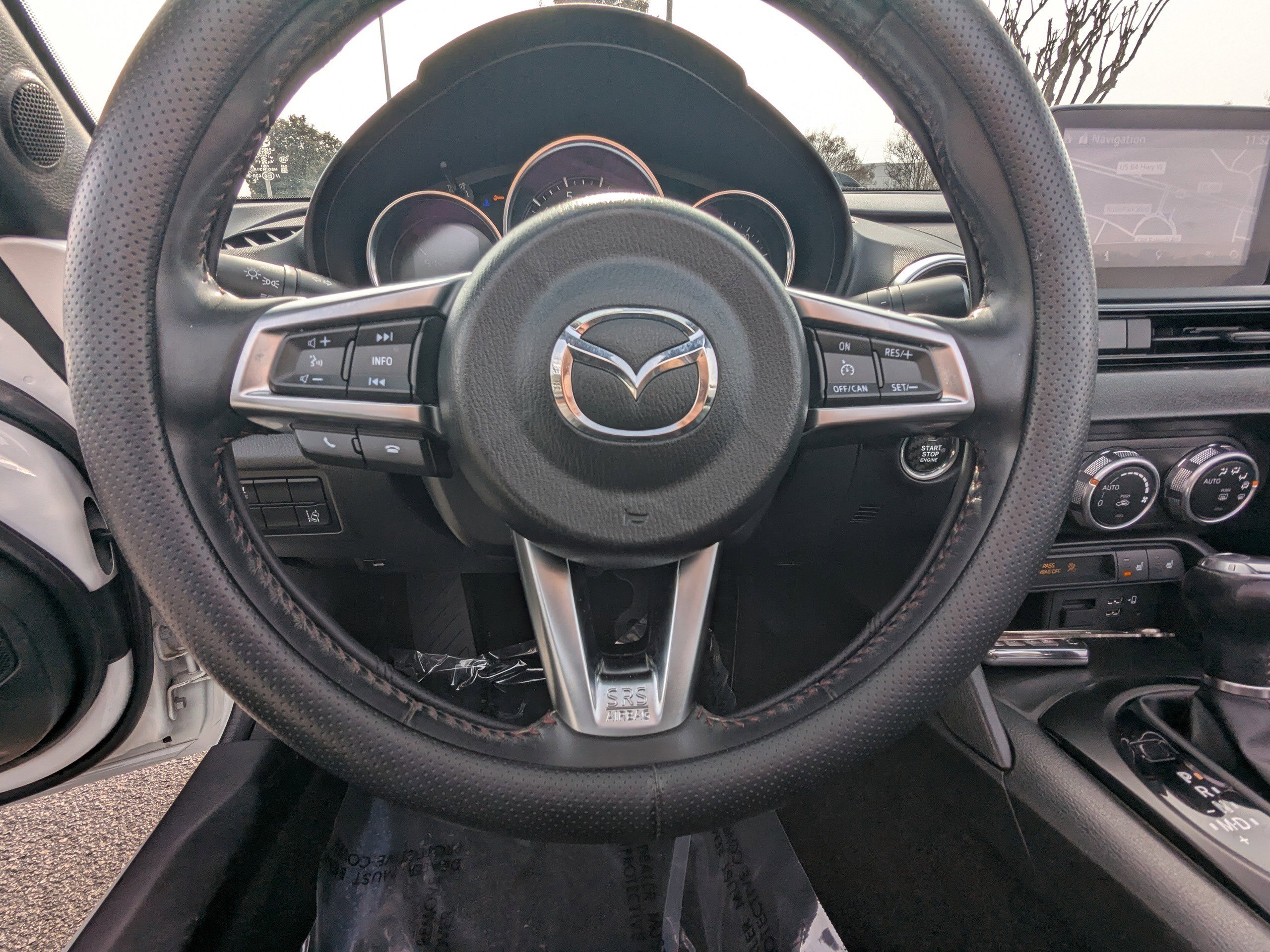 Used 2018 MAZDA MX-5 Miata Grand Touring image 16