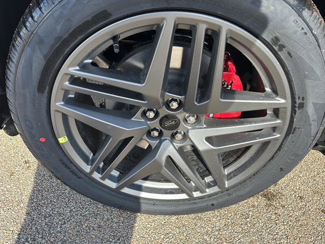 New 2026 Ford Explorer ST-Line w/ ST-Line Street Pack image 9