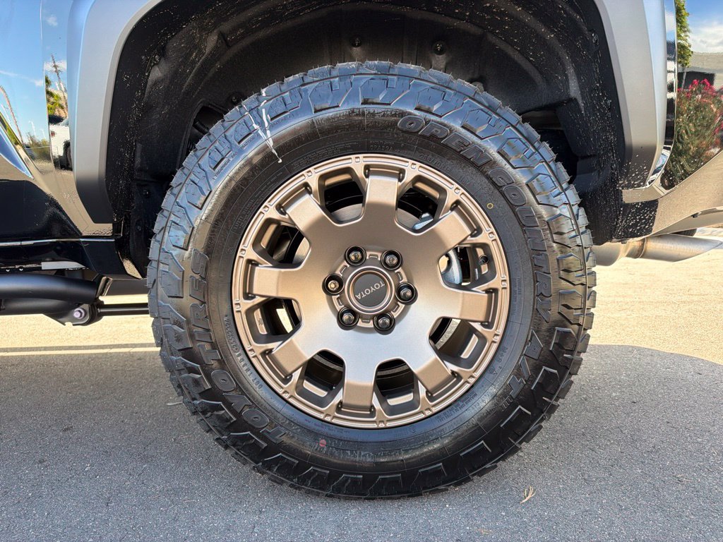 New 2026 Toyota 4Runner Trailhunter AWD/4WD image 34