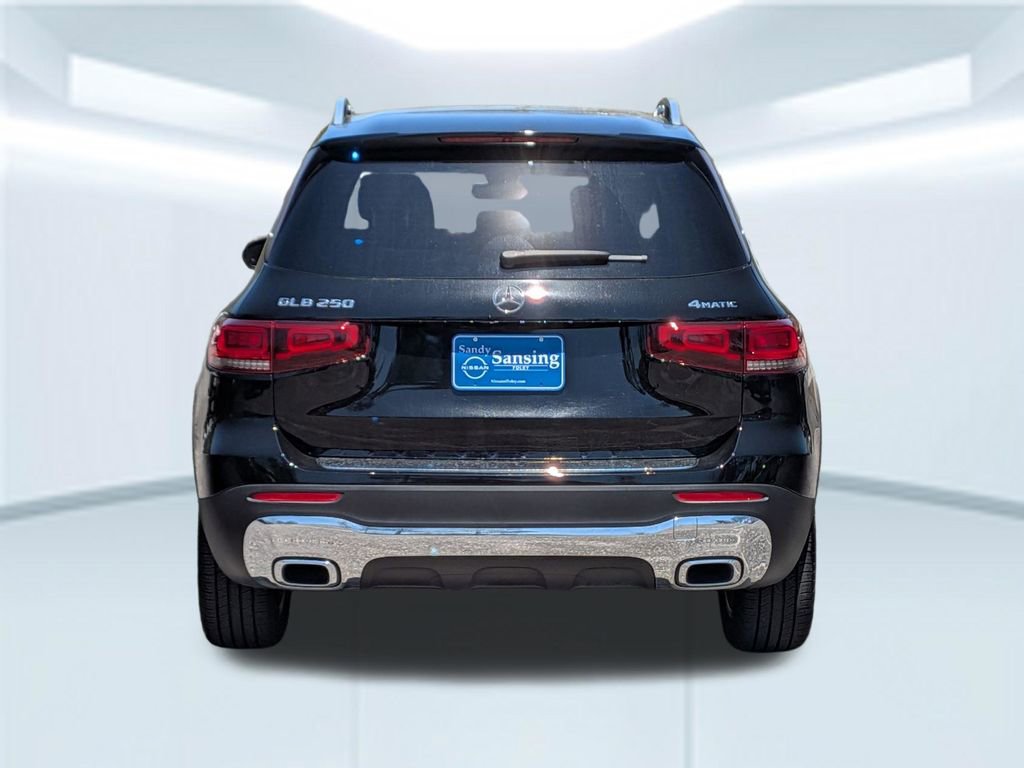 Used 2021 Mercedes-Benz GLB 250 4MATIC image 24