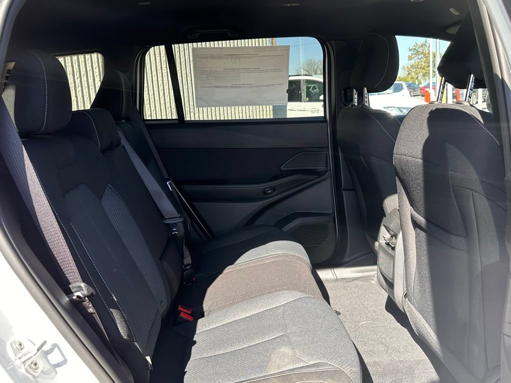 New 2026 Jeep Cherokee Laredo AWD/4WD image 17