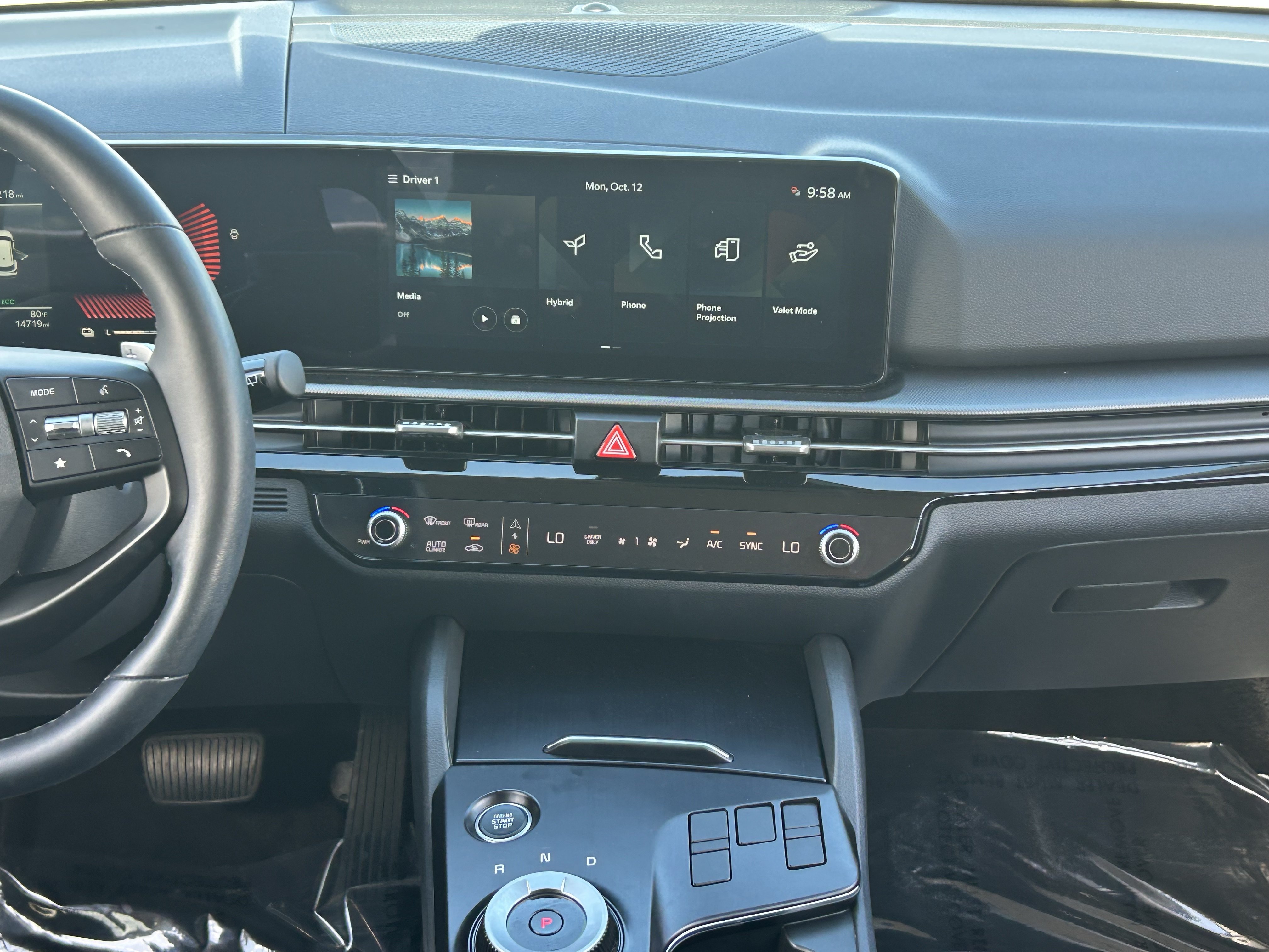 Certified 2026 Kia Sportage LX FWD image 17