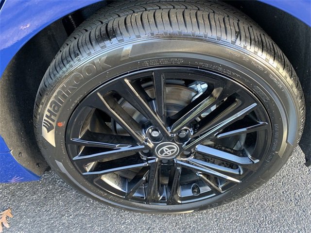 Used 2025 Toyota Camry SE image 33