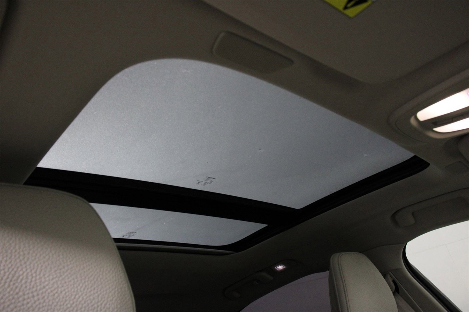 Certified 2025 Volvo S60 T8 Plus w/ Climate Package image 23