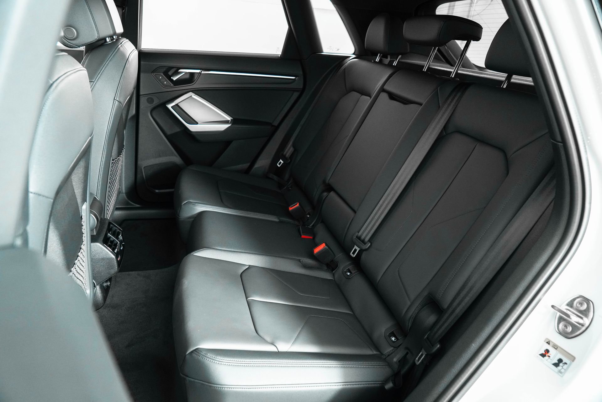 New 2025 Audi Q3 2.0T Premium image 19