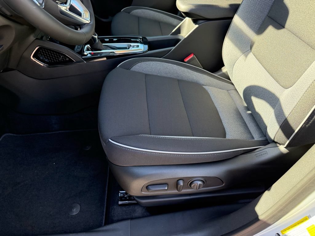 New 2026 Chevrolet TrailBlazer LT w/ Convenience Package FWD image 11