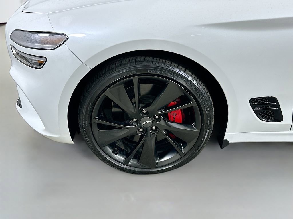 Used 2023 Genesis G70 3.3T w/ Sport Prestige Package image 8