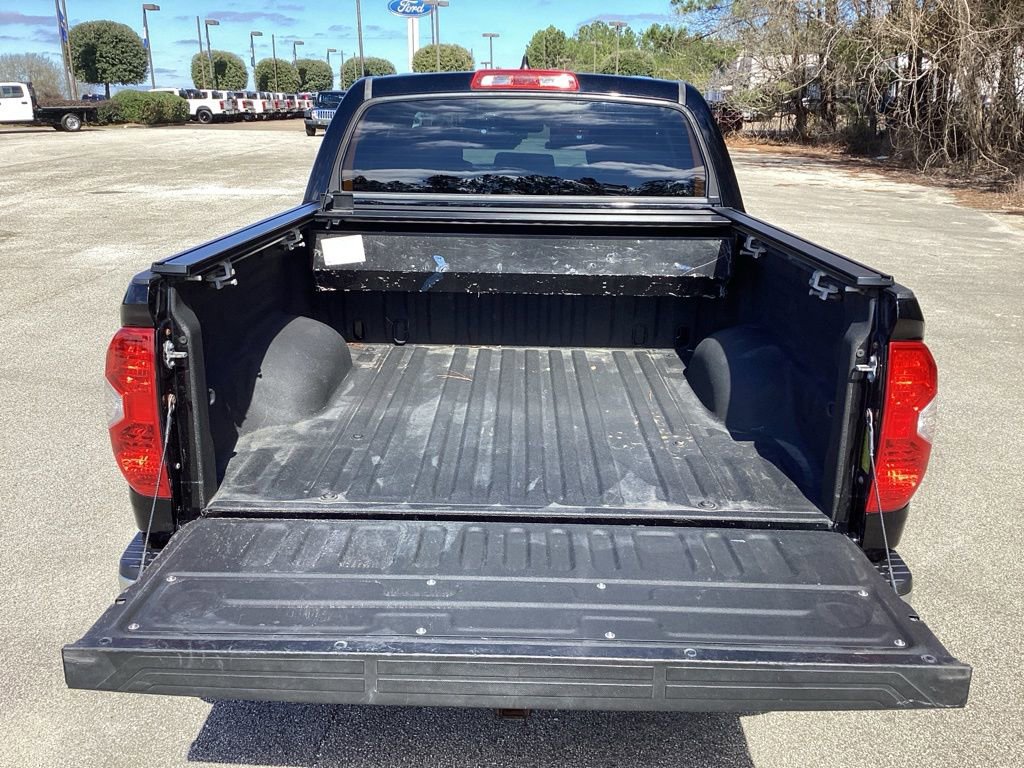 Used 2021 Toyota Tundra SR5 w/ SR5 Upgrade Package image 11