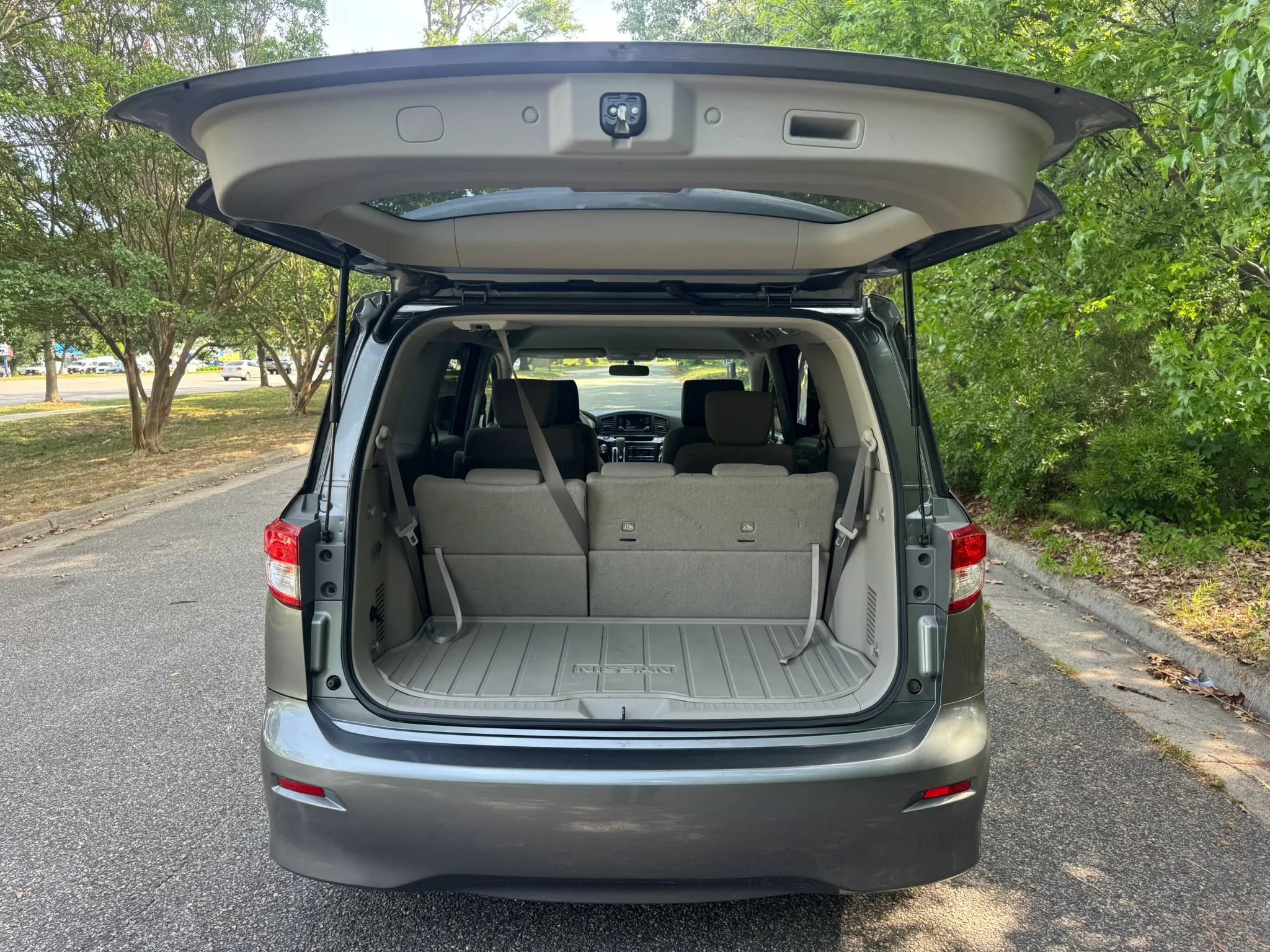 Used 2015 Nissan Quest SV w/ Value Cargo Package FWD image 6