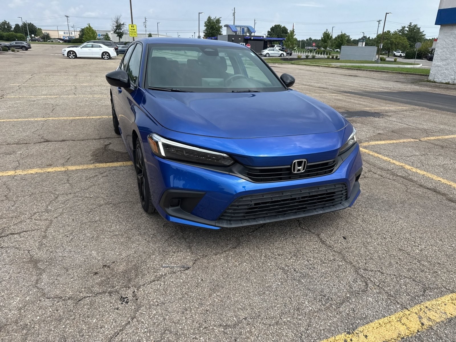 Used 2023 Honda Civic Sport image 16
