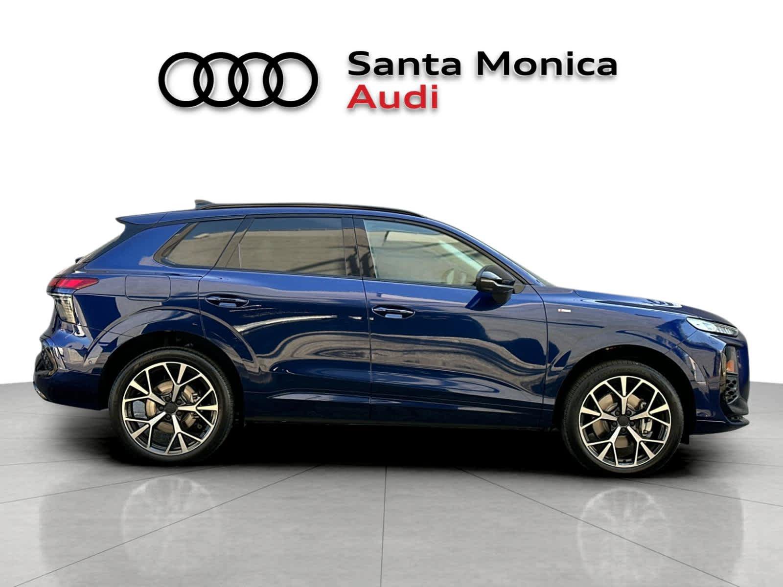 New 2026 Audi Q3 quattro 2.0T AWD/4WD image 8