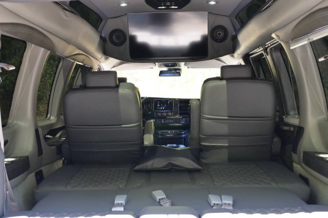 Used 2025 Chevrolet Express 2500 w/ Driver Convenience Package image 35