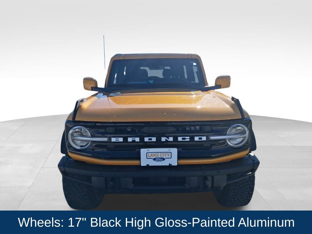 Used 2022 Ford Bronco Outer Banks w/ Sasquatch Package image 9