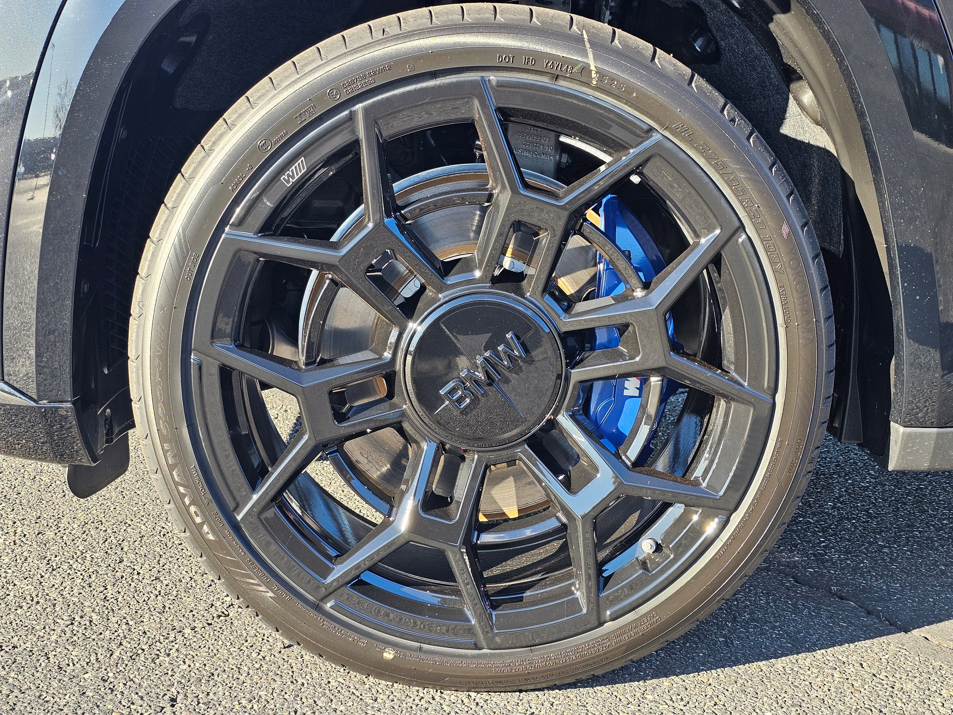 New 2026 BMW XM Label Red image 8