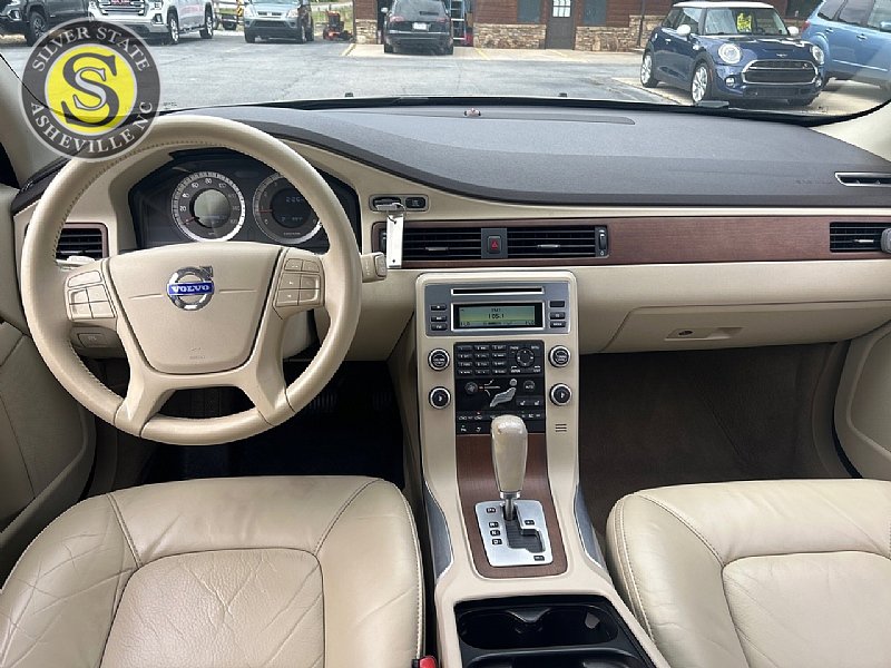 Used 2011 Volvo XC70 3.2 image 21