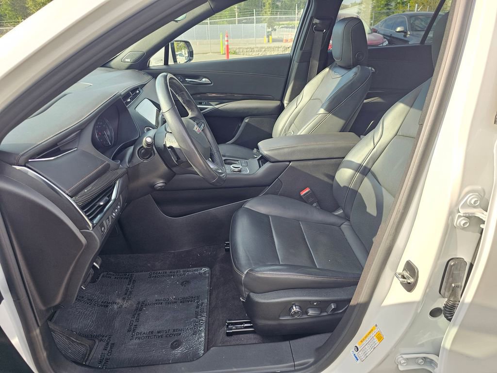 Used 2023 Cadillac XT4 Sport AWD/4WD image 21