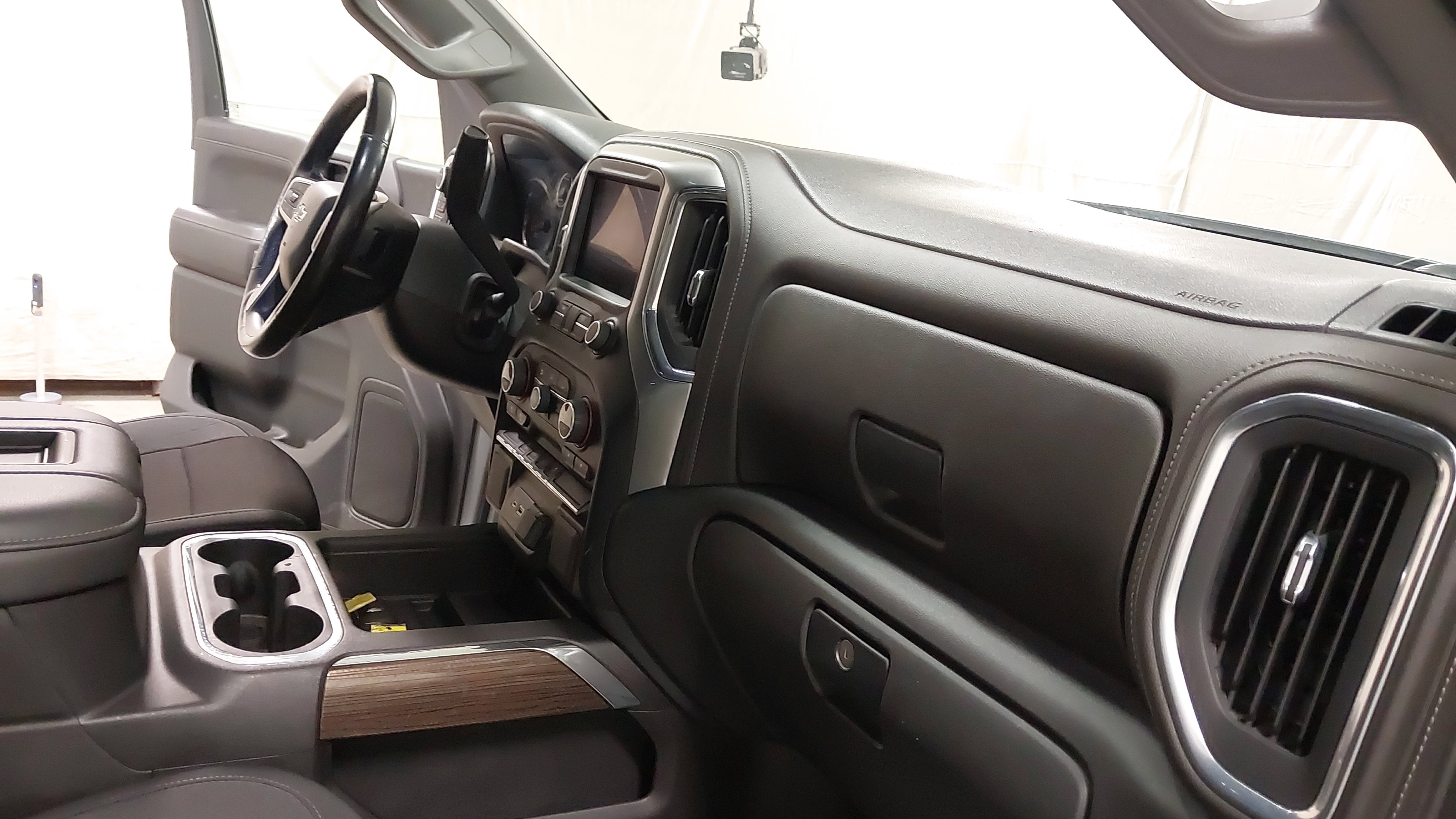 Used 2022 Chevrolet Silverado 1500 LT Trail Boss AWD/4WD image 29