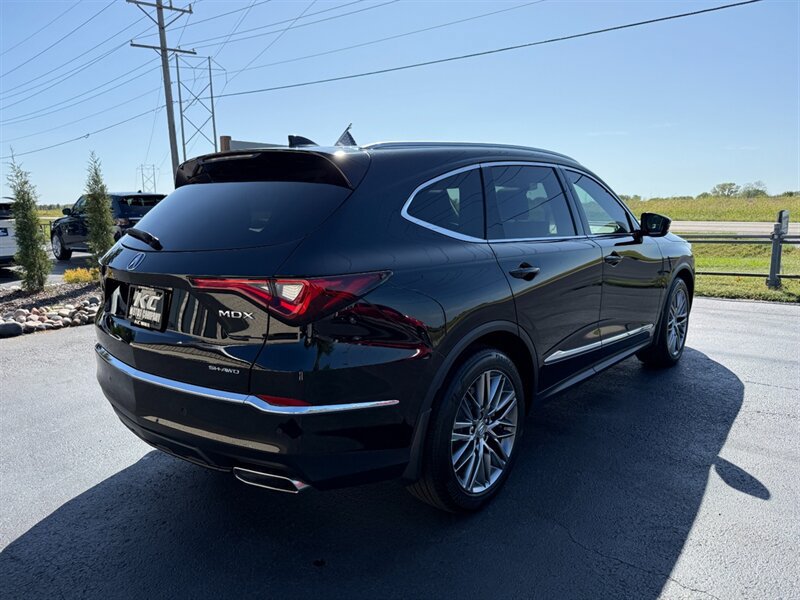 Used 2024 Acura MDX w/ Advance Package AWD/4WD image 7