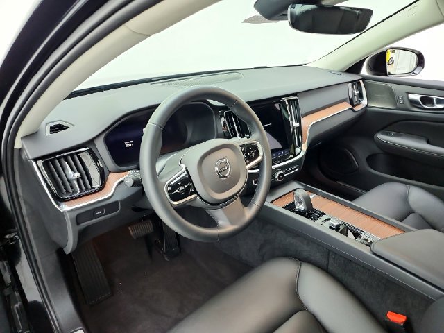 Certified 2024 Volvo S60 B5 Plus w/ Climate Package AWD/4WD image 20