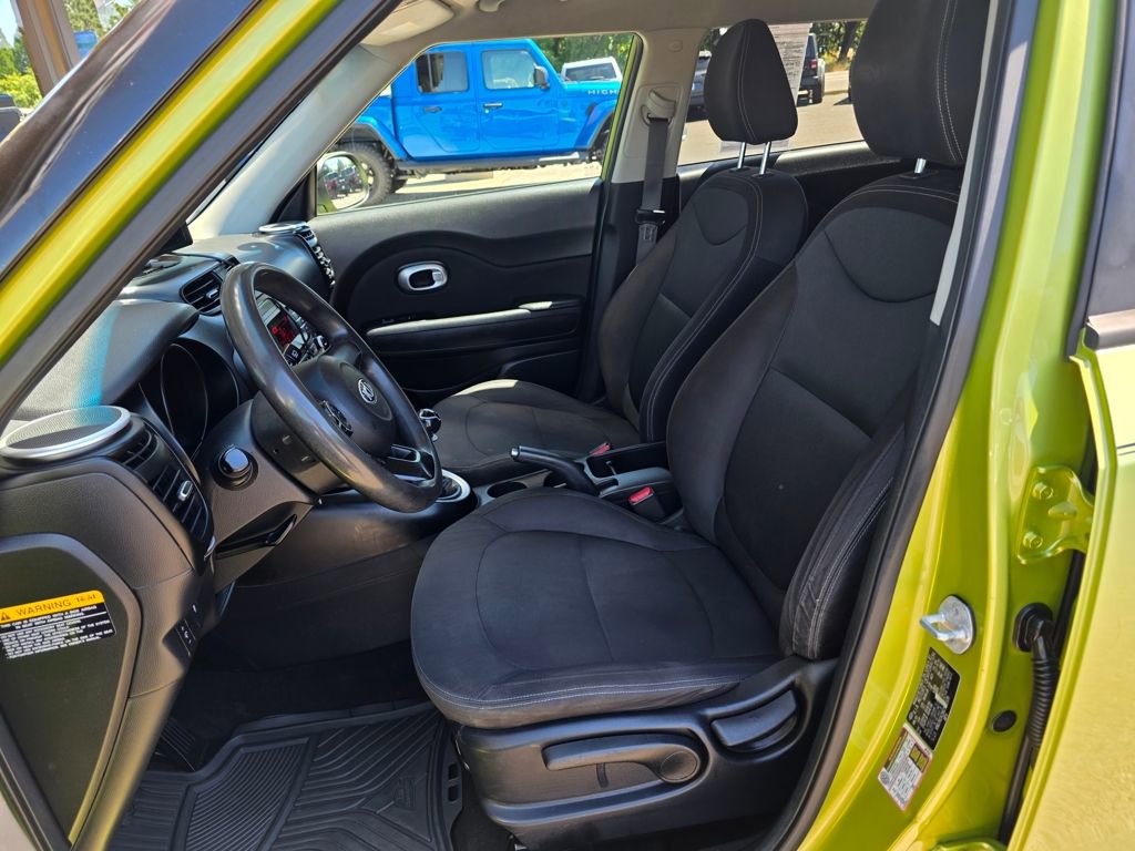 Used 2016 Kia Soul image 7