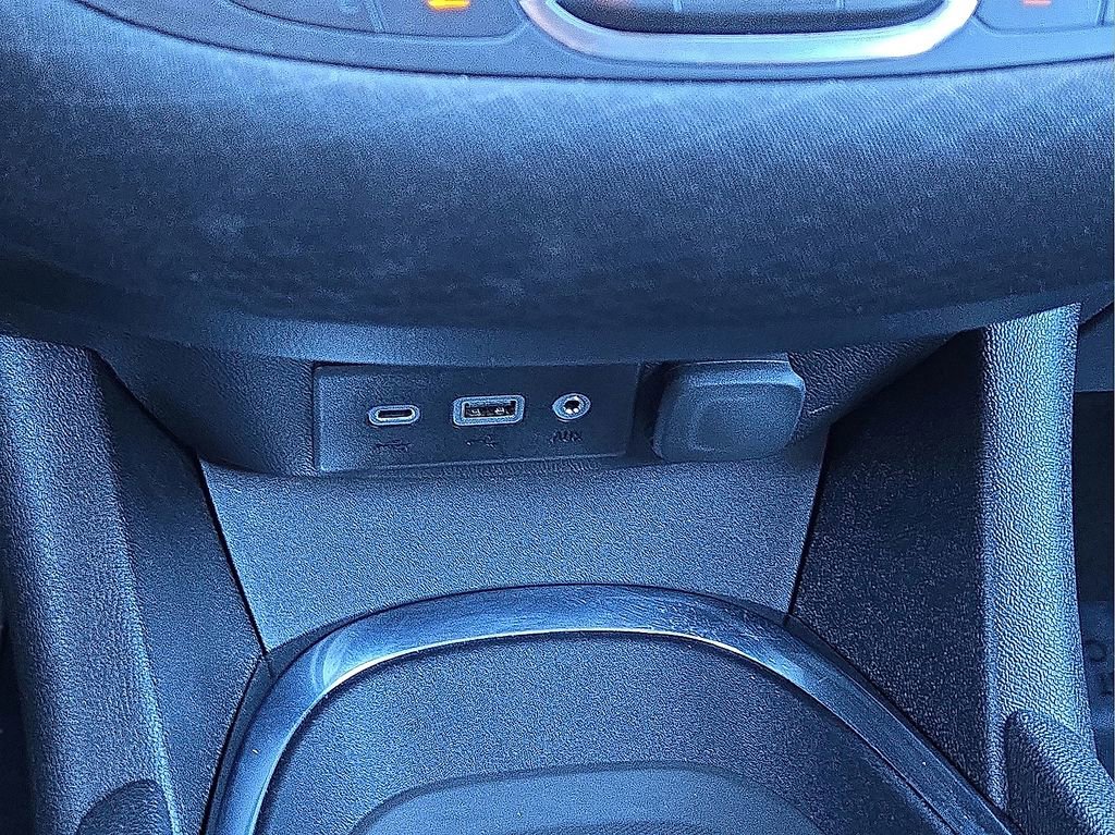 Used 2024 Chevrolet Malibu LT image 29