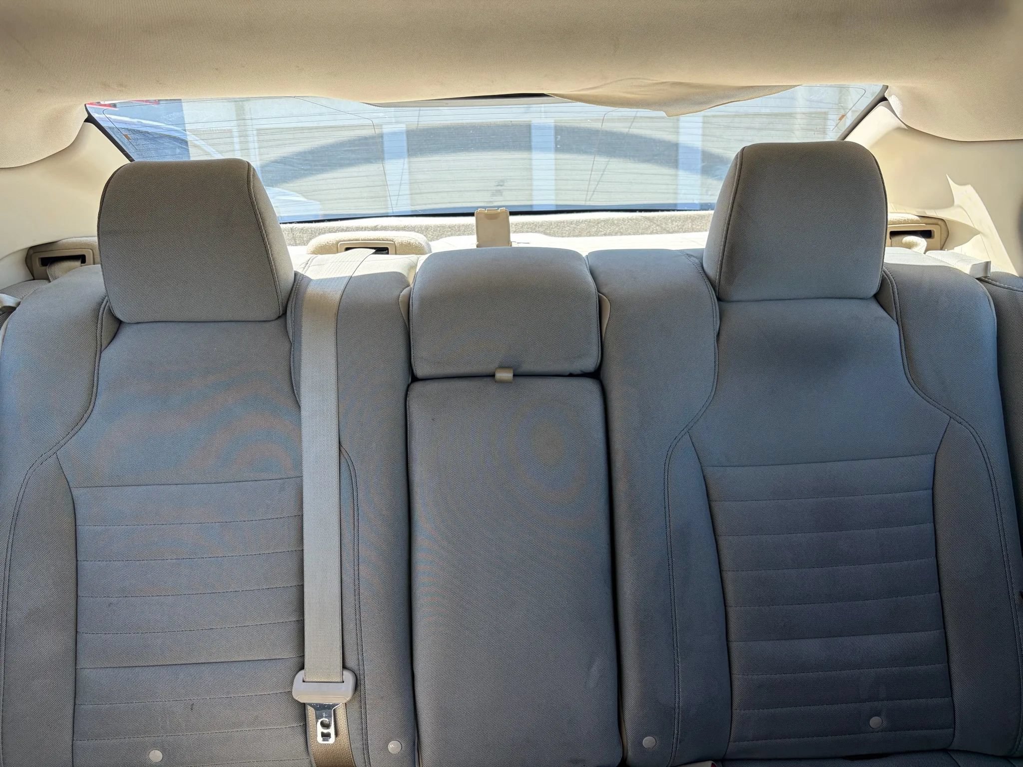 Used 2017 Ford Taurus SE FWD image 15