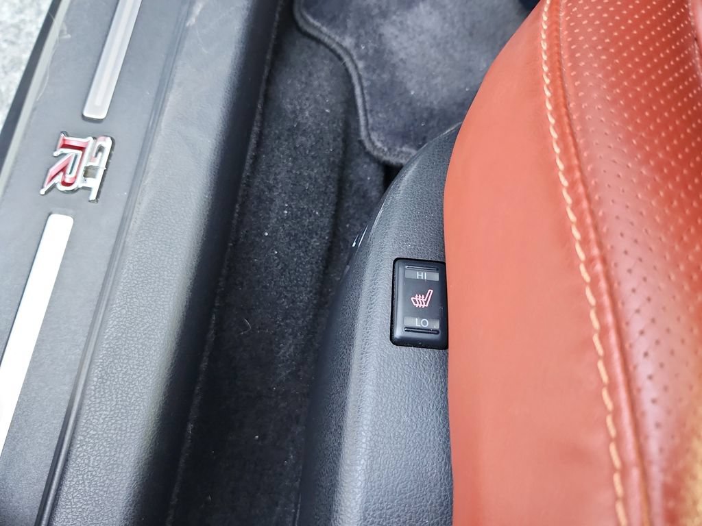 Used 2015 Nissan GT-R Premium AWD/4WD image 29