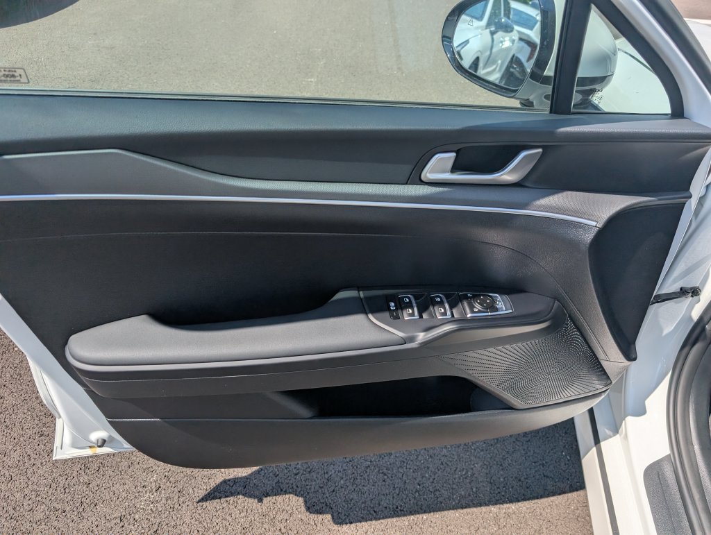 New 2026 Kia K5 LXS FWD image 14