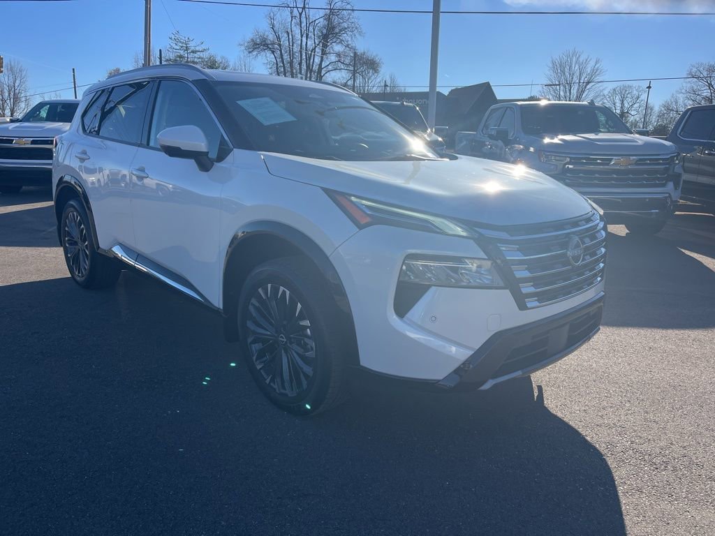 Used 2024 Nissan Rogue Platinum w/ Platinum Premium Package image 7