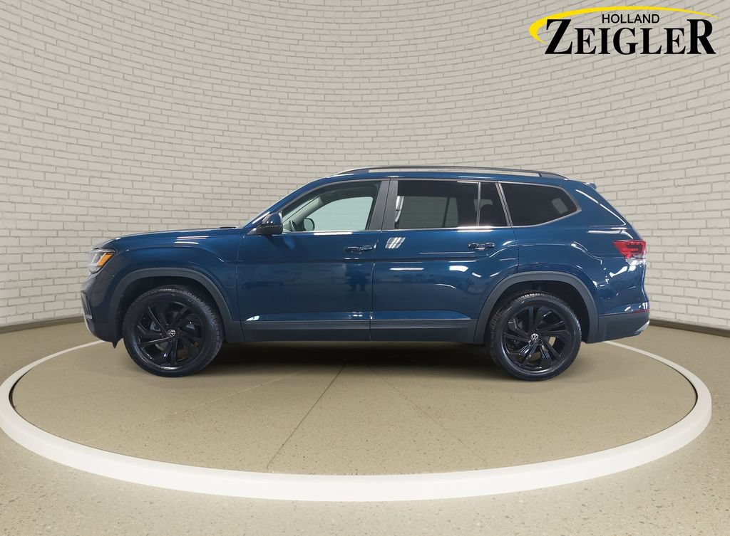 Used 2022 Volkswagen Atlas SE w/ Panoramic Sunroof Package AWD/4WD image 8