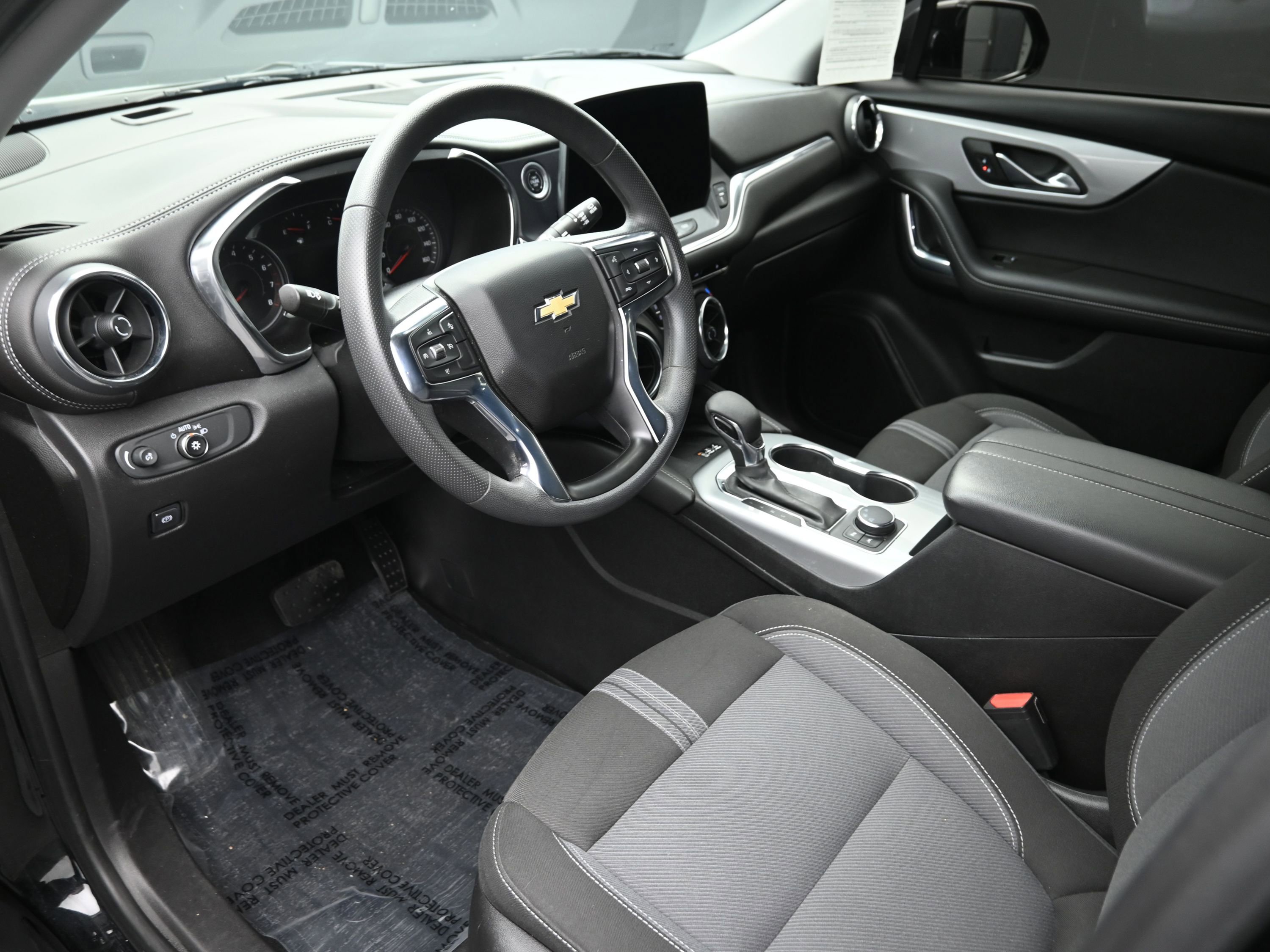 Used 2023 Chevrolet Blazer LT w/ Convenience Package image 12