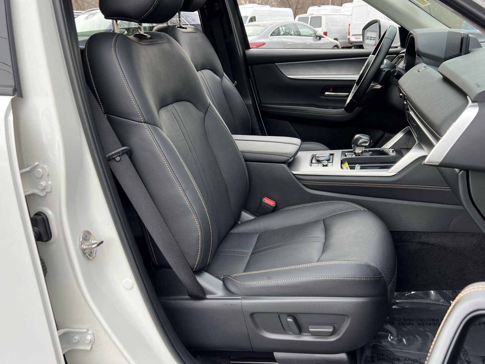 Used 2025 MAZDA CX-90 Plug-In Hybrid w/ Preferred image 27