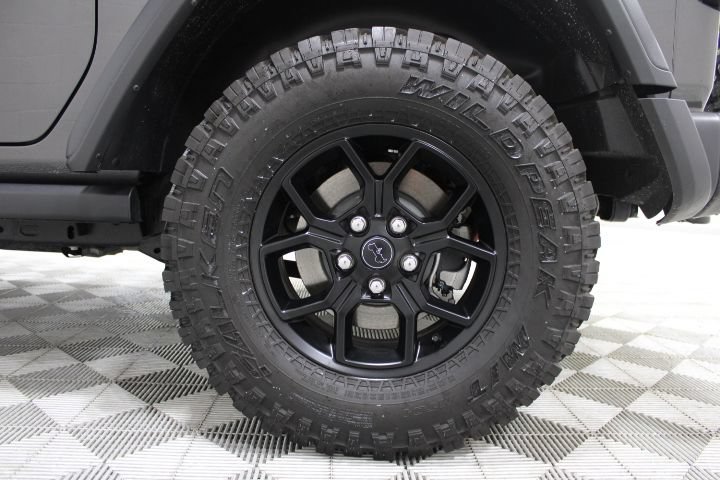 Used 2024 Jeep Wrangler Sport AWD/4WD image 42