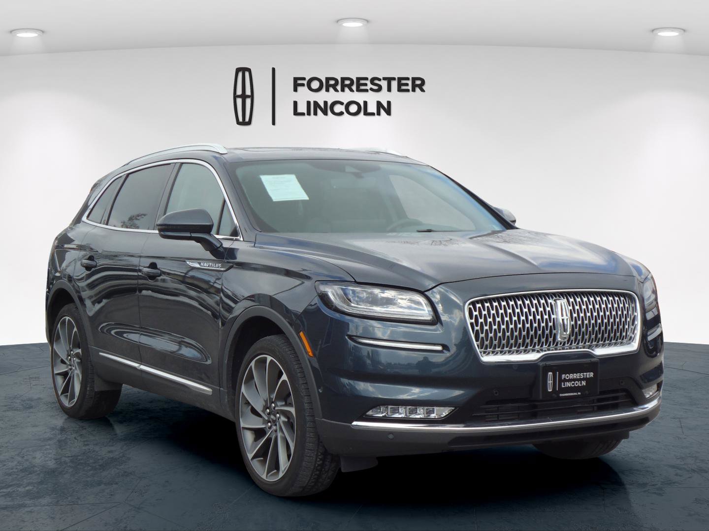 Used 2023 Lincoln Nautilus Reserve w/ Equipment Group 202A image 1