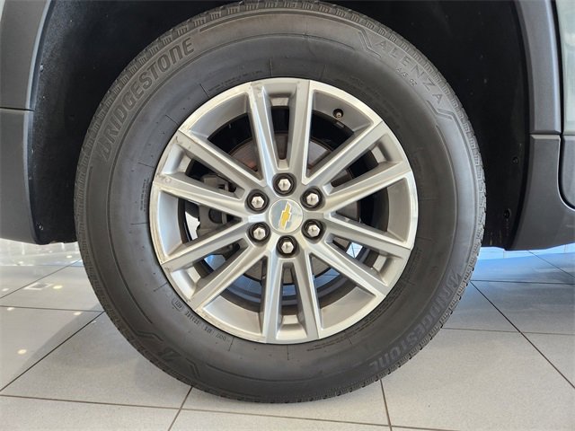 Used 2022 Chevrolet Traverse LT w/ LPO, Floor Liner Package image 16