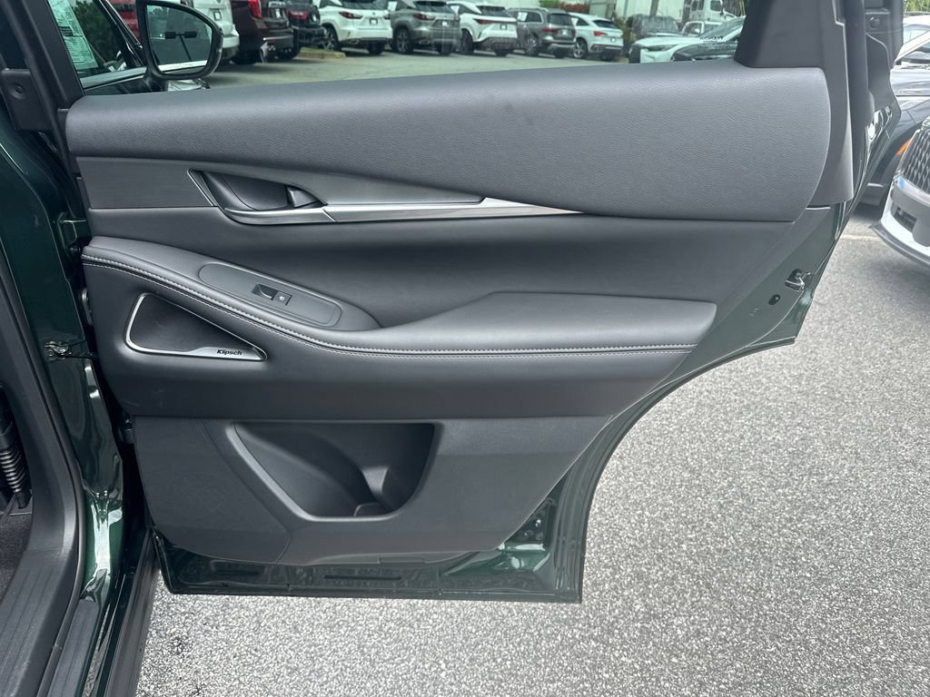 New 2027 INFINITI QX60 Luxe w/ Cargo Package FWD image 14