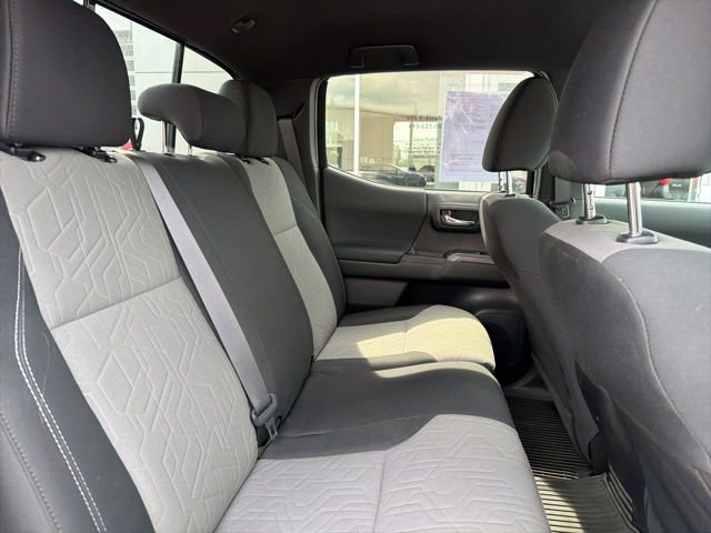 Certified 2023 Toyota Tacoma TRD Sport AWD/4WD image 31