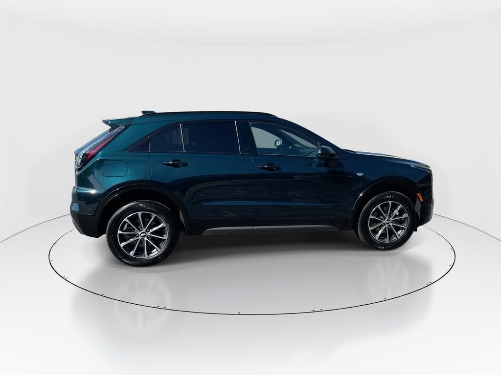 Used 2025 Cadillac XT4 Sport image 9