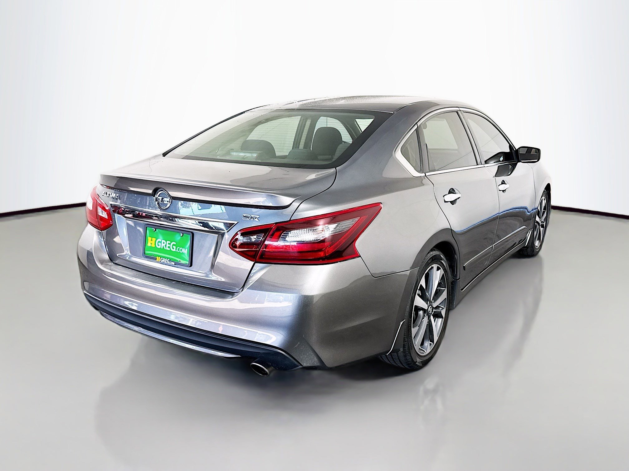 Used 2017 Nissan Altima 2.5 SR image 10